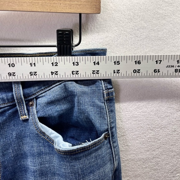 Levi’s 505 Straight Jeans Womens 28 Waist Blue Denim Stretch Cute Pants 2150 - Picture 4 of 10